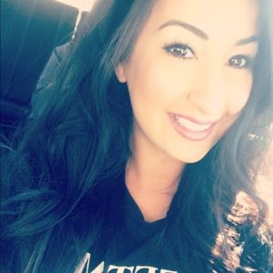 Meet your Posher, Sonya